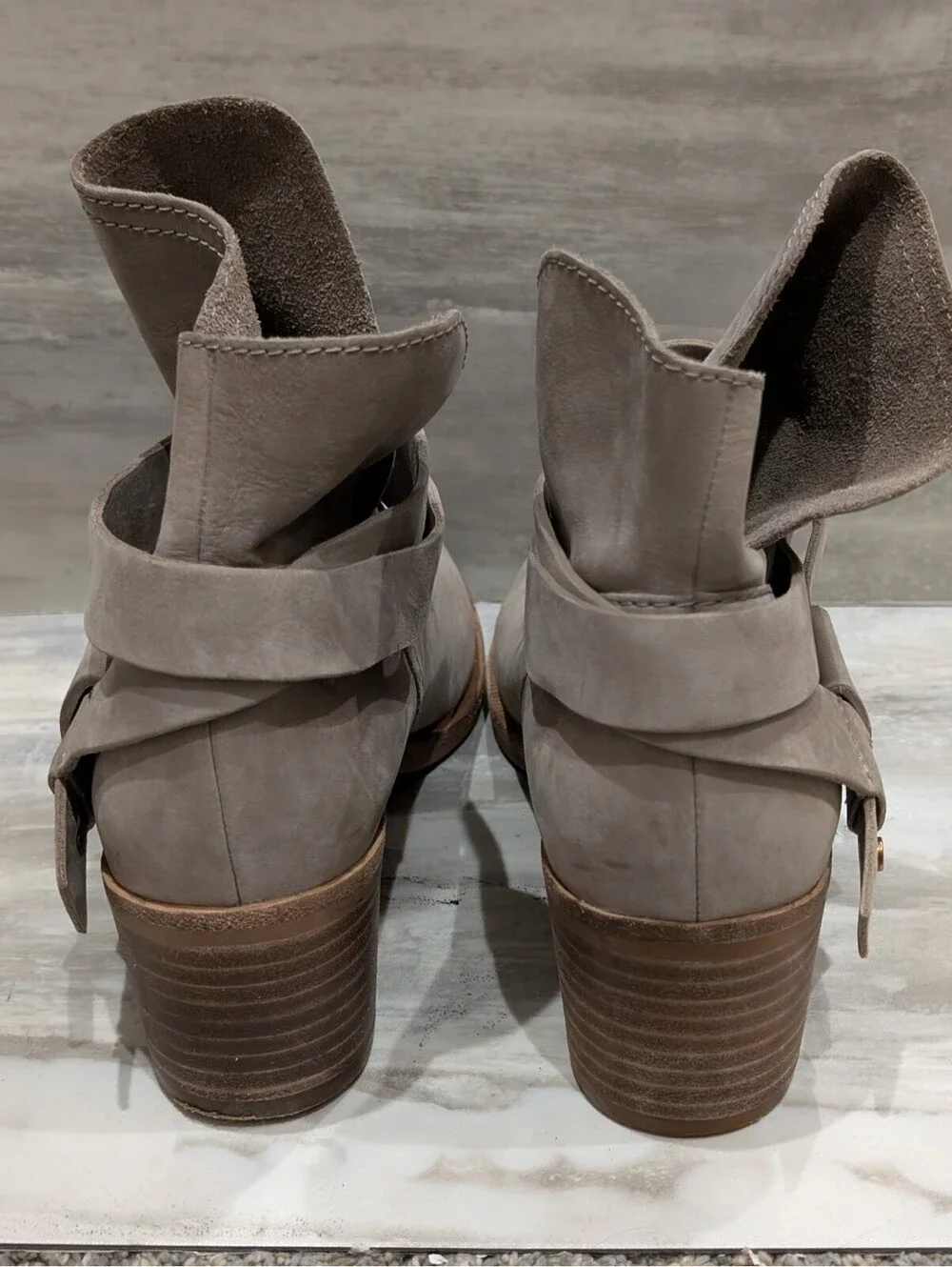 UGG Women's Suede Ankle Boots with Wrap Strap, Size 7.5